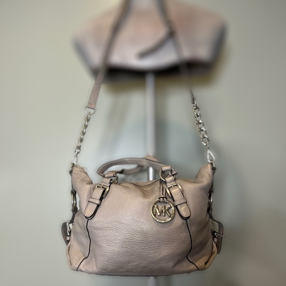 Michael Kors Purse Grey Woman’s Authentic Leather Bag Shoulder Bag Clutch Large